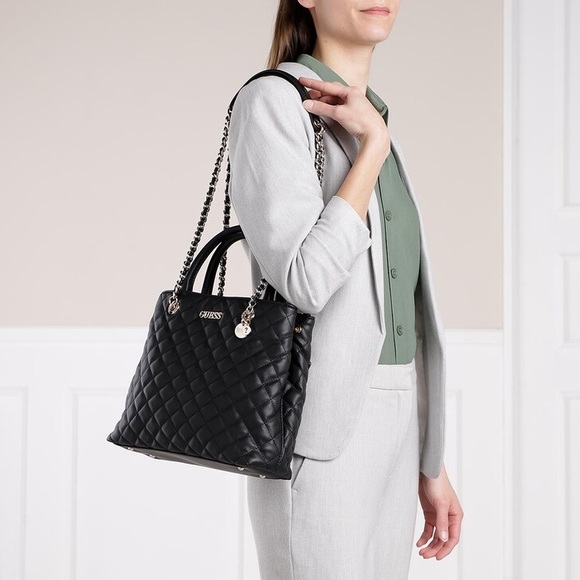 GUESS Illy Society Satchel in Pink NWOT - Picture 8 of 8